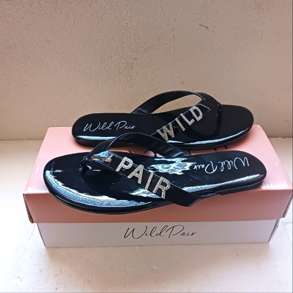 Wild pair - Picture 1 of 3